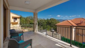 Fotografia z galérie ubytovania Villa MONICA with private pool v destinácii Risika