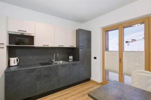 Η κουζίνα ή μικρή κουζίνα στο Gino +6 φωτογραφίες