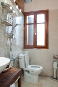 Ένα μπάνιο στο Villa close to the beach +24 φωτογραφίες