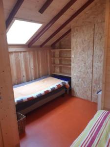 Posteľ alebo postele v izbe v ubytovaní Gîte de Montagne "Les Ecorces"