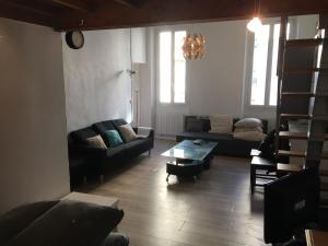 Posedenie v ubytovaní FLC, loft atypique CAMAS HYPER-CENTRE