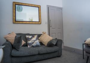 Gallery image of The Highfield Villa, 5 bedrooms, Northampton Centre, Sleeps 10 in Kingsthorpe