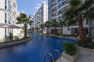 Sundlaugin á Grand Avenue Pattaya Residence 6floor eða í nágrenninu