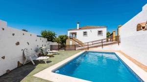 The swimming pool at or close to Chalet Algar by Ruralidays