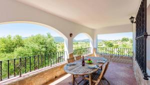A balcony or terrace at Chalet Algar by Ruralidays