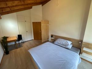 Postel nebo postele na pokoji v ubytování the Jad B&B