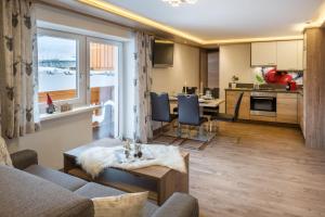Kuchyňa alebo kuchynka v ubytovaní Bergspitz Luxury Appartement