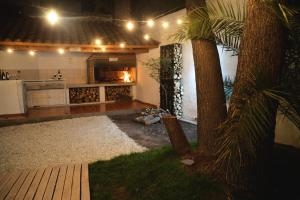 Kuchyň nebo kuchyňský kout v ubytování HOSTEL KUYUK