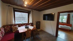 A bed or beds in a room at Easy Home Johanna - Central Kirchberg