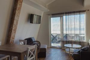 Un lugar para sentarse en ATTIC 7