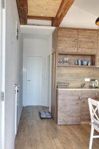 Una cocina o cocineta en ATTIC 7