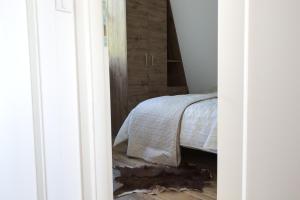 Una cama o camas en una habitación de ATTIC 7