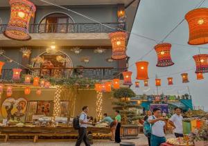 Επισκέπτες που μένουν στο Lan Rung Brocade Hotel