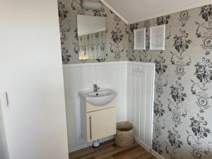 Ένα μπάνιο στο Sörnäsgården Bed & Breakfast