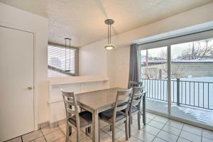 Fotografie z fotogalerie ubytování Millcreek Home with Mtn View Less Than 8 Mi to SLC! v destinaci Millcreek