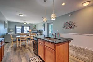 Foto dalla galleria di Balcony with Inlet View Dtwn Ocean City Condo a Ocean City