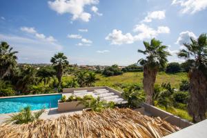 Bassein majutusasutuses JT Curacao Apartments või selle lähedal