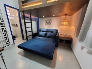 Posteľ alebo postele v izbe v ubytovaní Studio Moderno 80 metros da praia do Embaré ! Pet - Wi-Fi - Ar condicionado!