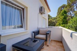 Balkón alebo terasa v ubytovaní Rooms with a parking space Mali Losinj (Losinj) - 9681