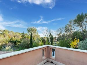Balkón alebo terasa v ubytovaní Holiday Home in France with Private Pool