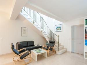 Posedenie v ubytovaní Holiday Home in France with Private Pool