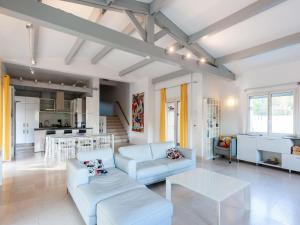Posedenie v ubytovaní Holiday Home in France with Private Pool