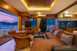 Fotografie z fotogalerie ubytování Patong Tower Holiday Rentals M1501 v destinaci Pláž Patong + 37 fotografií