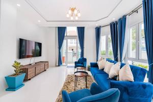 Μια τηλεόραση ή/και κέντρο ψυχαγωγίας στο Phuket's unique Sino-style villa with private pool