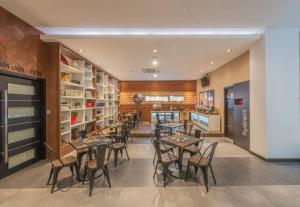 Restavracija oz. druge možnosti za prehrano v nastanitvi Kalya Hotel Bandung Dago
