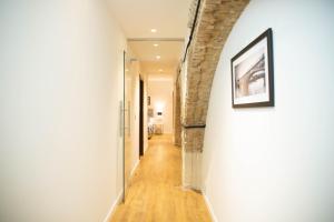 Galeriebild der Unterkunft nQn Aparts & Suites Sevilla in Sevilla