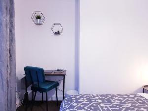 מיטה או מיטות בחדר ב-The Birchington - 3 Bedroom Apartment & Workspace