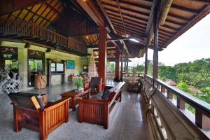 Балкон или терраса в Bali Spirit Hotel and Spa, Ubud