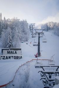 Poniwiec Mała Czantoria v zime