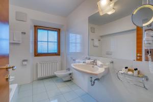 Koupelna v ubytování Hotel Cevedale