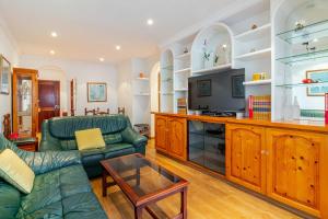 A kitchen or kitchenette at Flatguest Carvajal