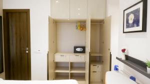 Fotografie z fotogalerie ubytování RELOhomes Serviced Apartment v Bombaji