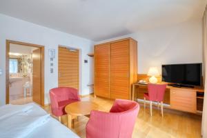 TV a/nebo společenská místnost v ubytování Hotel Cevedale