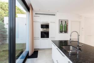A kitchen or kitchenette at 2012 Montseny 152B by homeselectspain