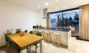 A seating area at 2012 Montseny 152B by homeselectspain