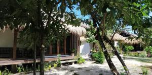 Fotografie z fotogalerie ubytování Bayay Esteria Homestay 2 v destinaci Catagnan