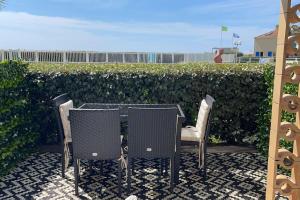 Fotografia z galérie ubytovania Appart Frontignan sur la plage, piscine, wifi, tv, Netflix v destinácii Frontignan