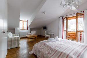 Postel nebo postele na pokoji v ubytování Seebacher Haus