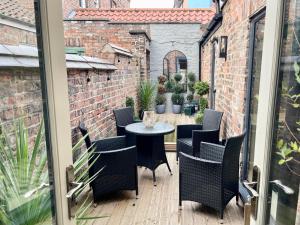 Χώρος καθιστικού στο Stay at No 4 York Centre