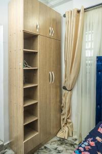 Gambar di galeri bagi Live By The Water 2-Bed-Apt With FAST Wi-Fi And Secured di Amuwo