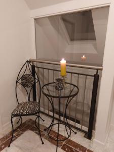 Gambar di galeri bagi Stunning apartment set in private native woodland di Ramelton
