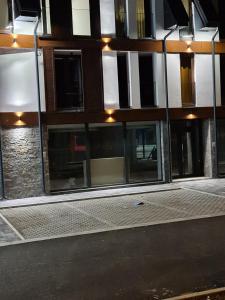 Galeri foto Apartmani Gavric Borovi 2 di Divcibare