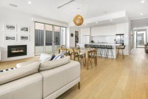 Φωτογραφία από το άλμπουμ του Strangeways Stays -Slps 10 4 Bdrm Oceanview σε Port Elliot +11 φωτογραφίες