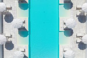 Hồ bơi trong/gần Capo Falcone Apartments