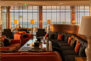 Uma área de estar em Algarve Casino Hotel