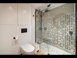A bathroom at MONTLUDE de Alma de Nieve